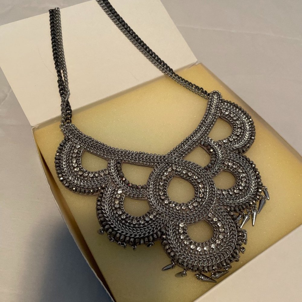 Stella & Dot Tallulah Bib Necklace